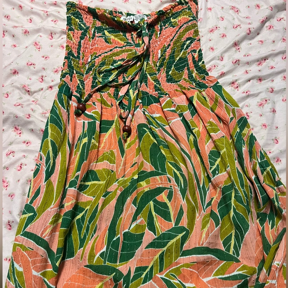 Summery strapless or strap dress Size Small